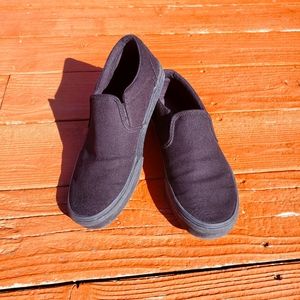 Black Slip-on Men's Vans size 10